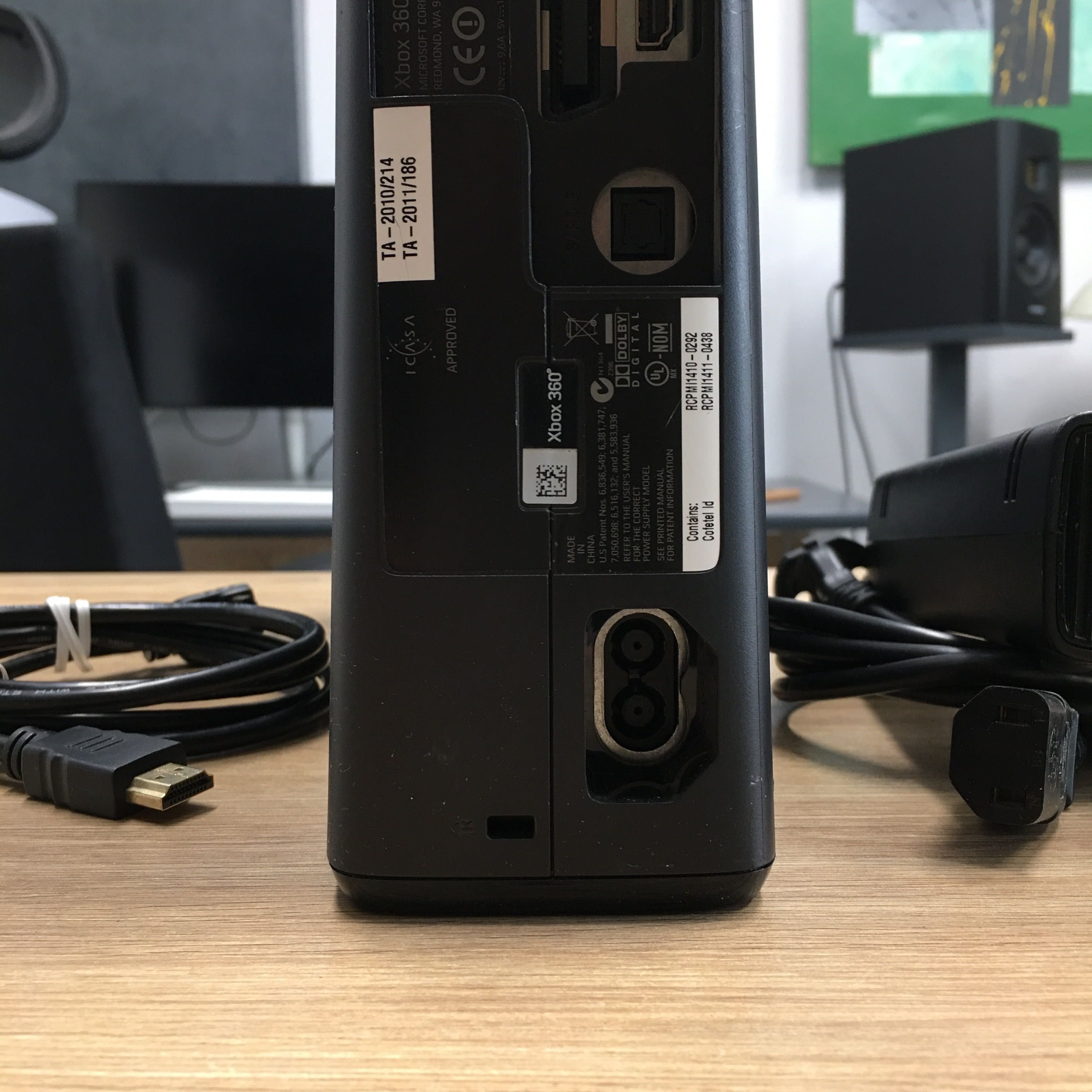 XBOX 360 S + Oryginalny Pad | Komplet