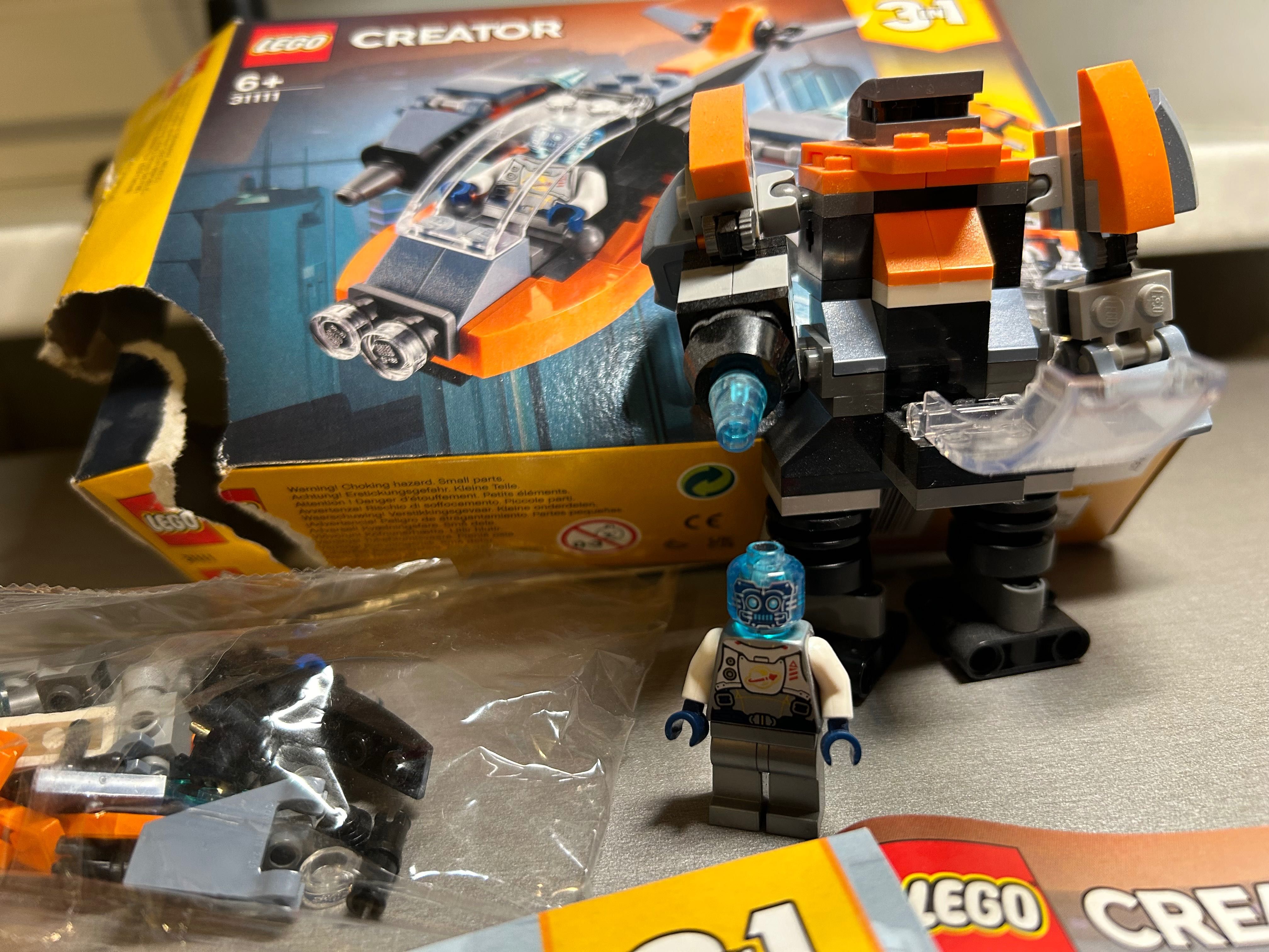 Lego Creator Кібердрон Лего 31111