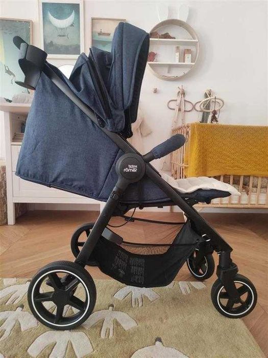 Wózek spacerowy, spacerówka Britax Romer B-Agile M ciemny niebieski