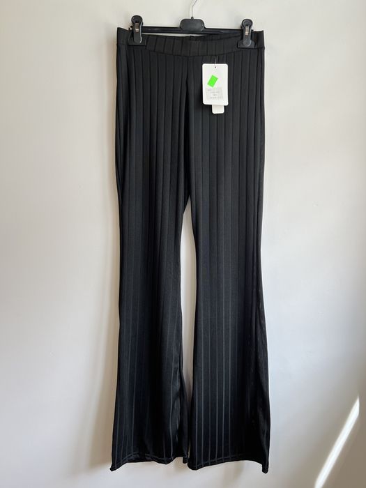 Legginsy damskie cienkie prążek dzwony