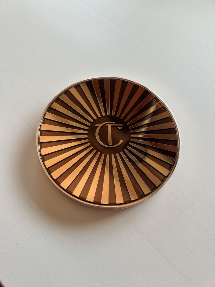 bronzer Charlotte Tilbury Beautiful Skin Sun-Kissed Glow