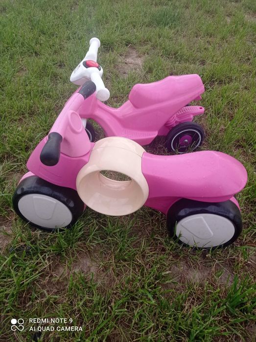 Jeździk dla bliźniaczek tylko skuter został