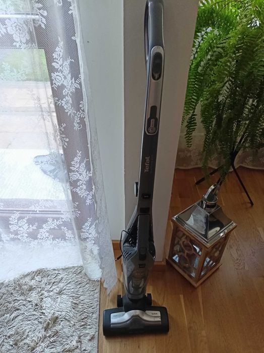 Odkurzacz pionowy Tefal mało używany