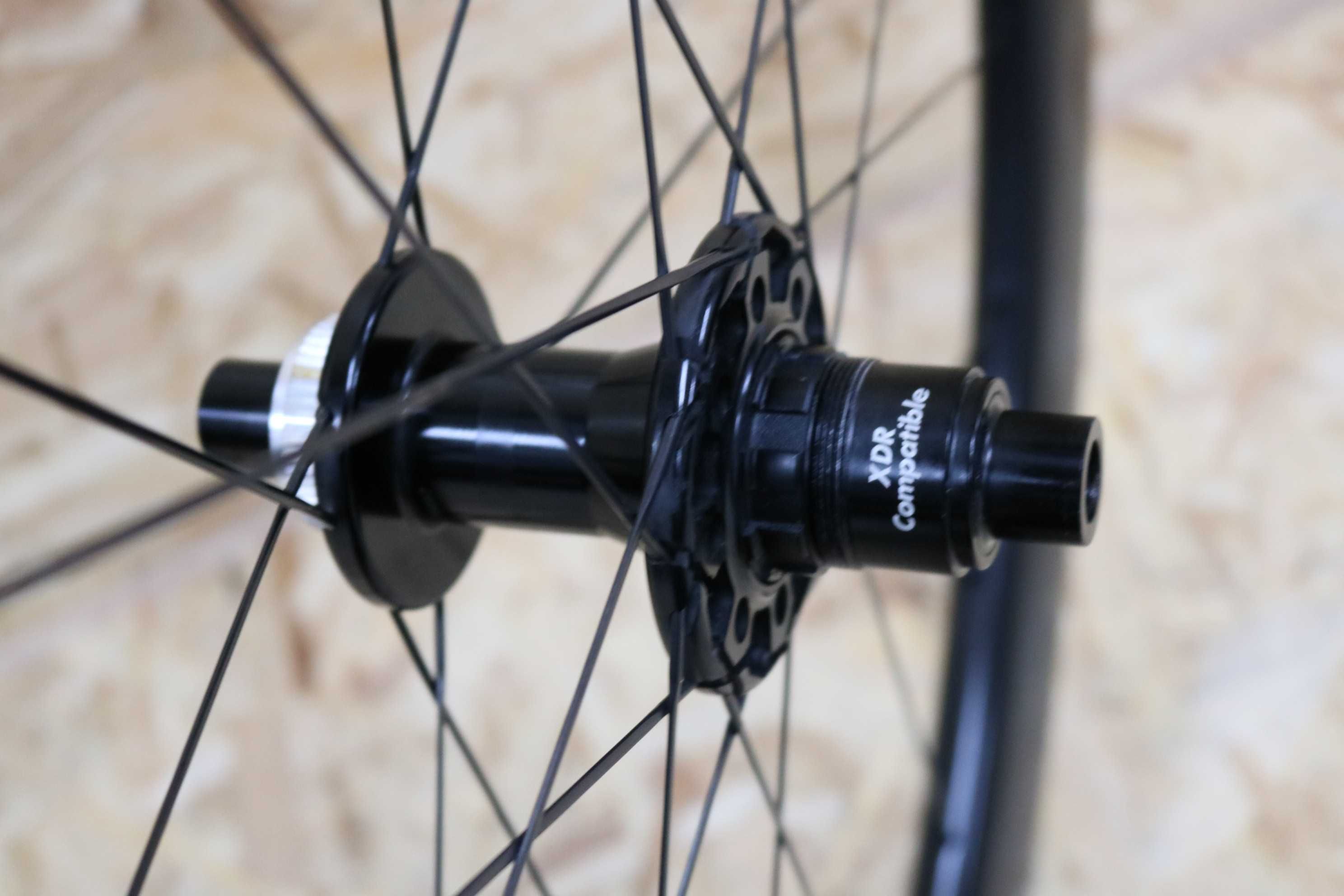 V: Giant SLR 1 50mm - Tubeless ou Câmara de ar