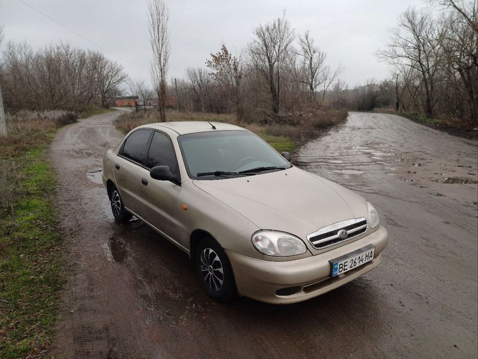 Продам zaz sens 2011 года