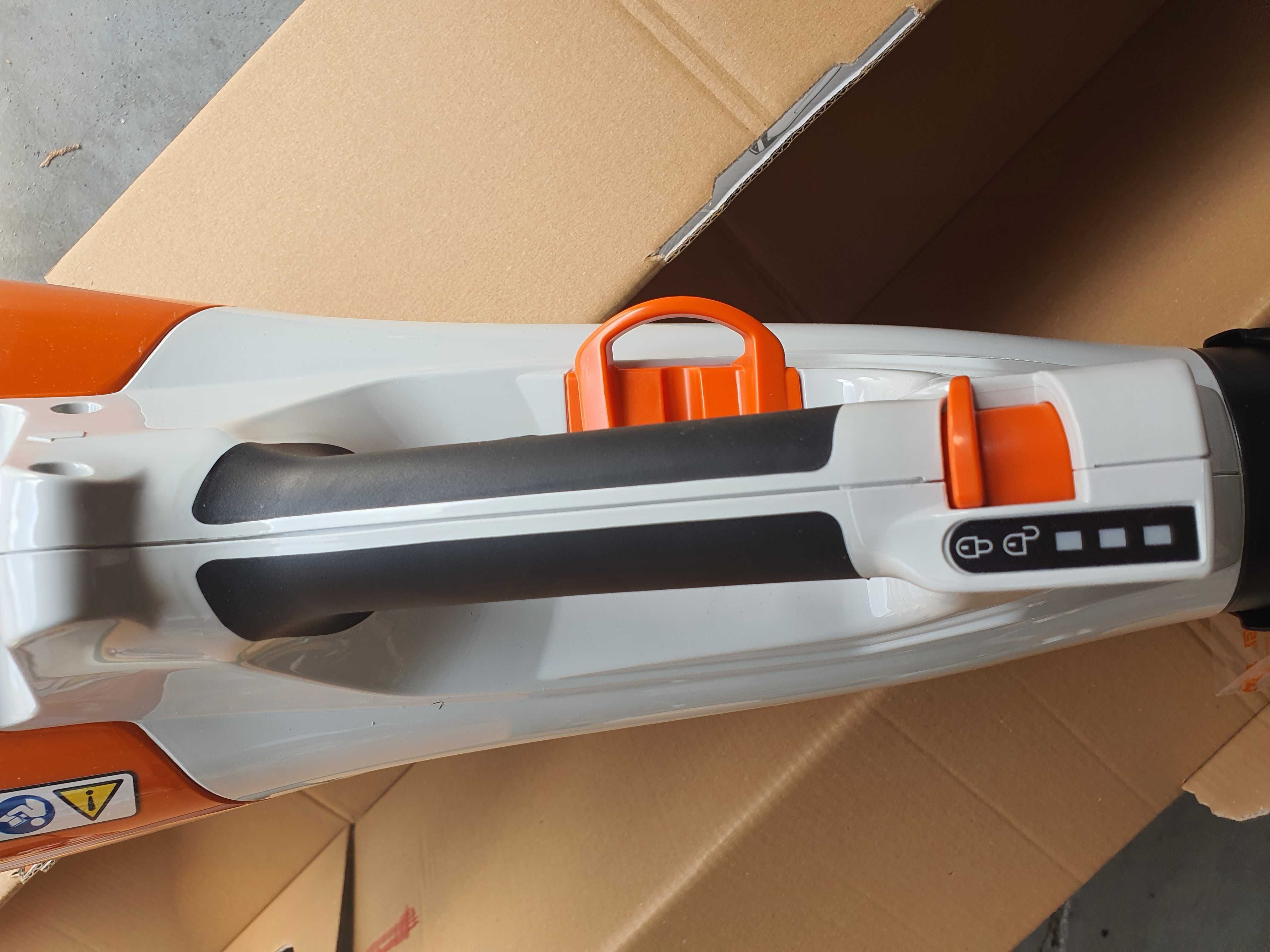 Dmuchawa akumulatorowa Stihl BGA 100 NOWA