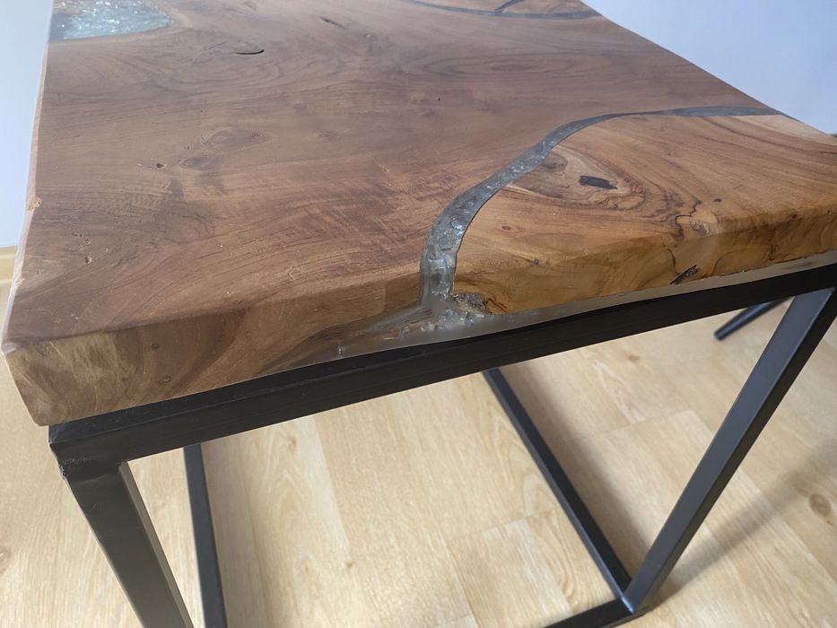 Stolik kawowy industrialny