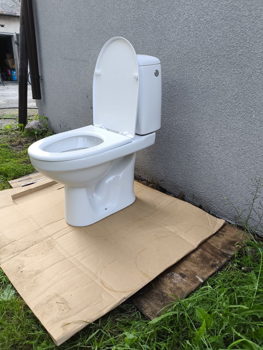 Klozet , sedes, muszla WC