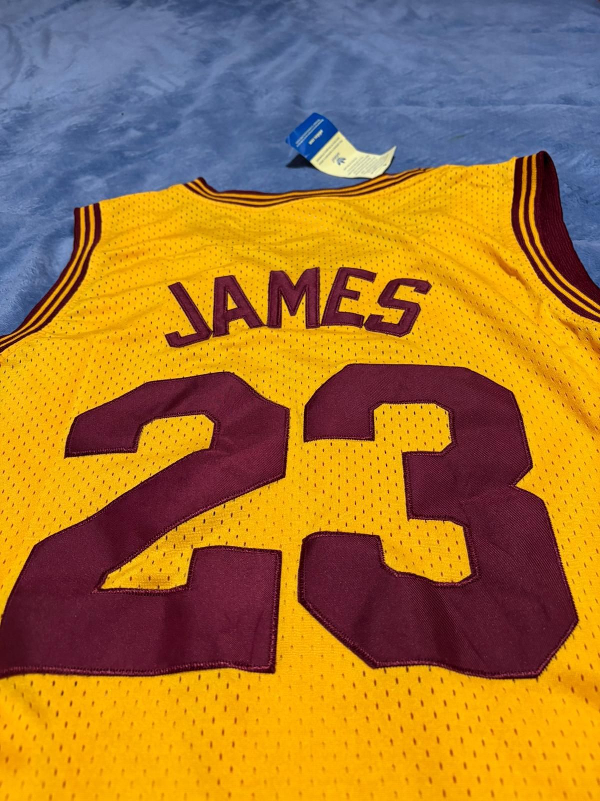 Camisola NBA Memphis e Clevelands