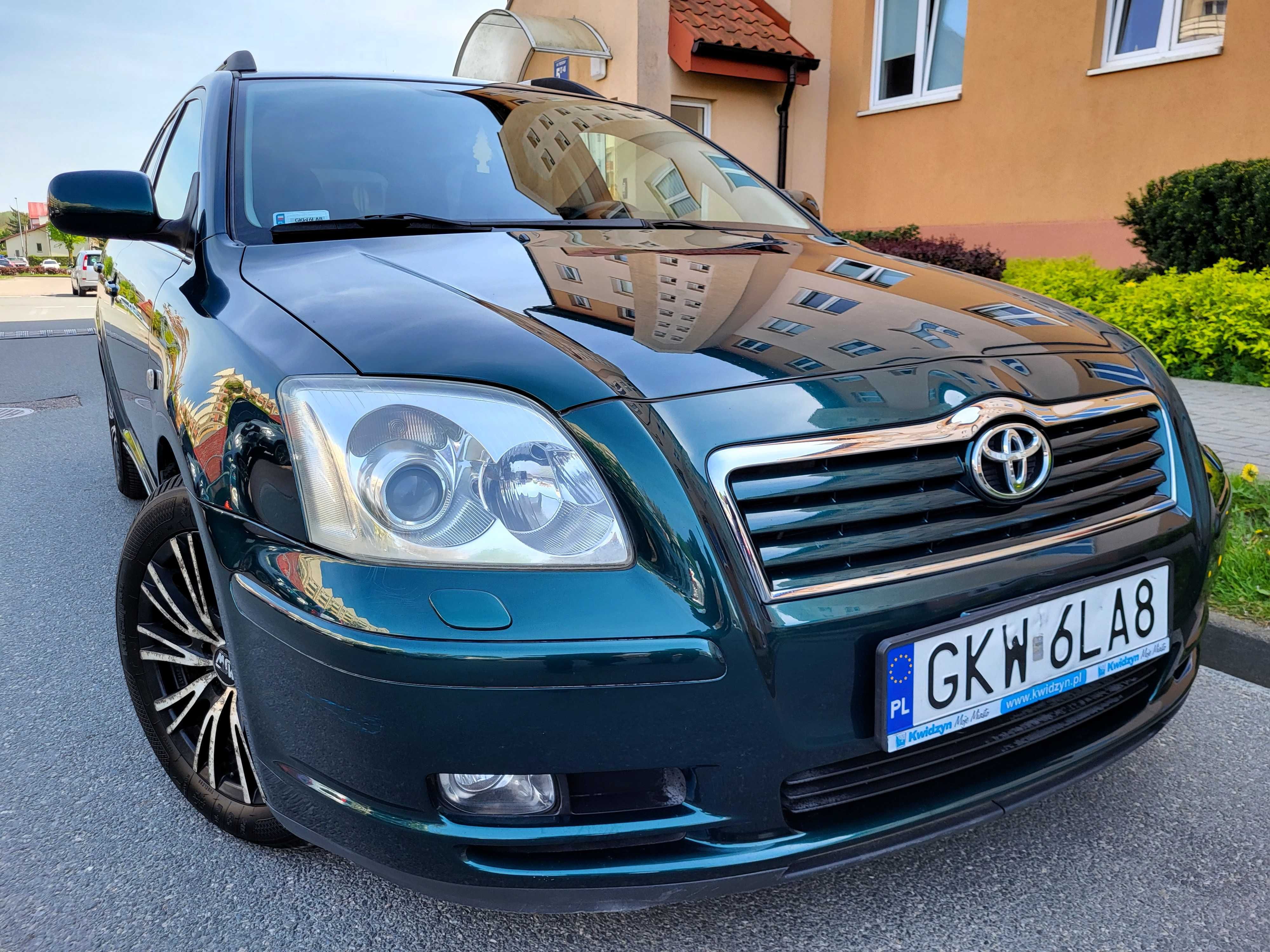 Toyota Avensis 1,8Benzynka  129KM  2005Rok Ekonomiczne i Dynamiczne