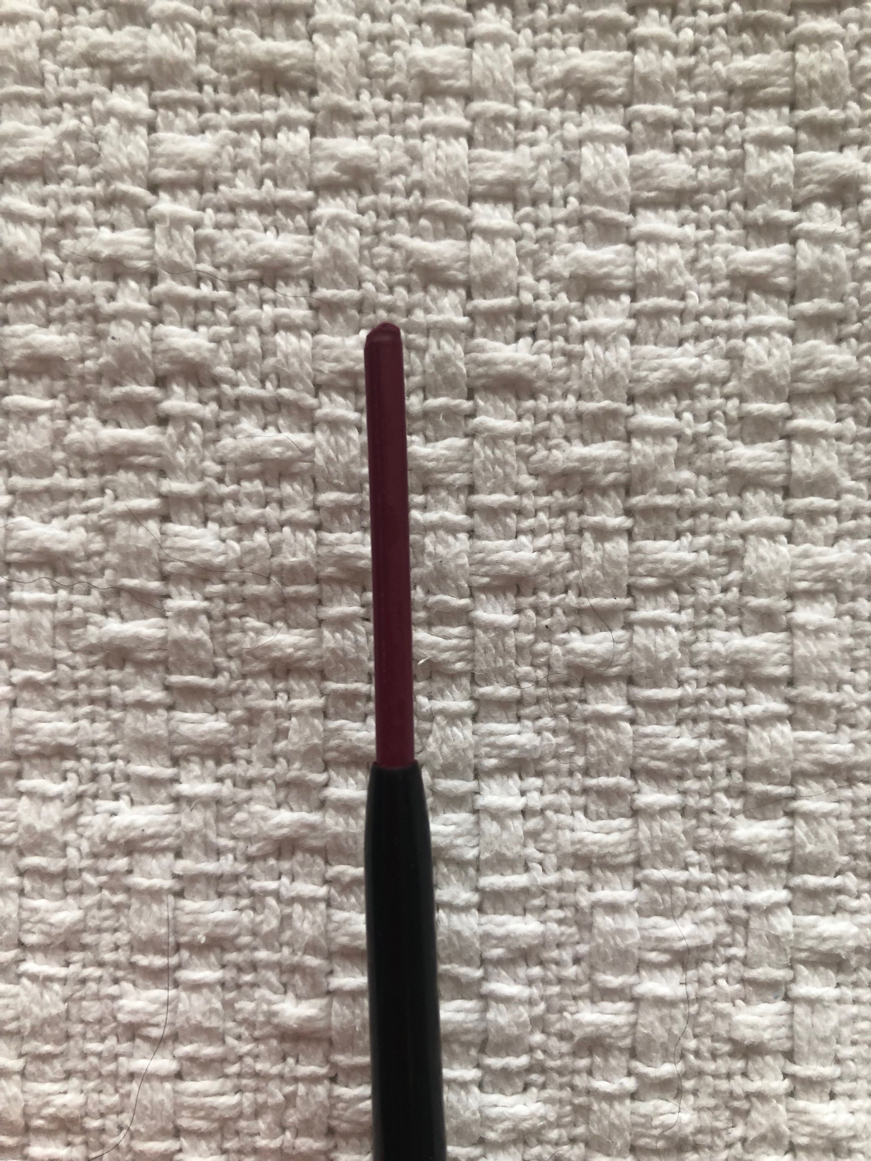 Konturówka Douglas Ultimate 10-Velvet Plump