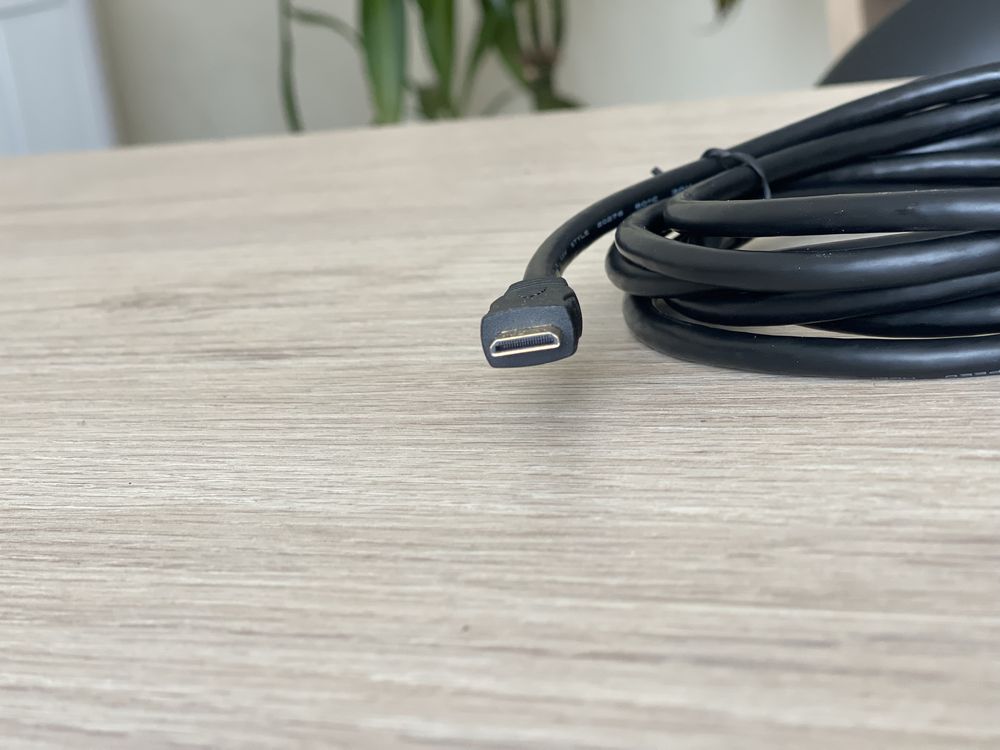Cabo HDMI - Mini HDMI (2,5m)