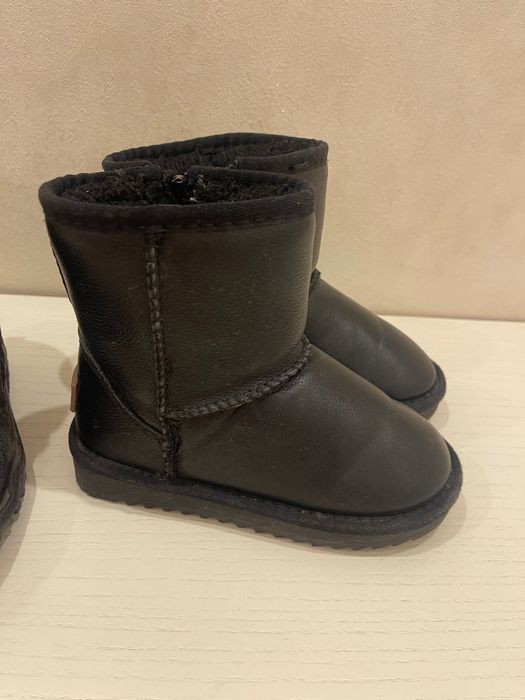 Угги натуральна шкіра для хлопчика 28 розмір 17?см