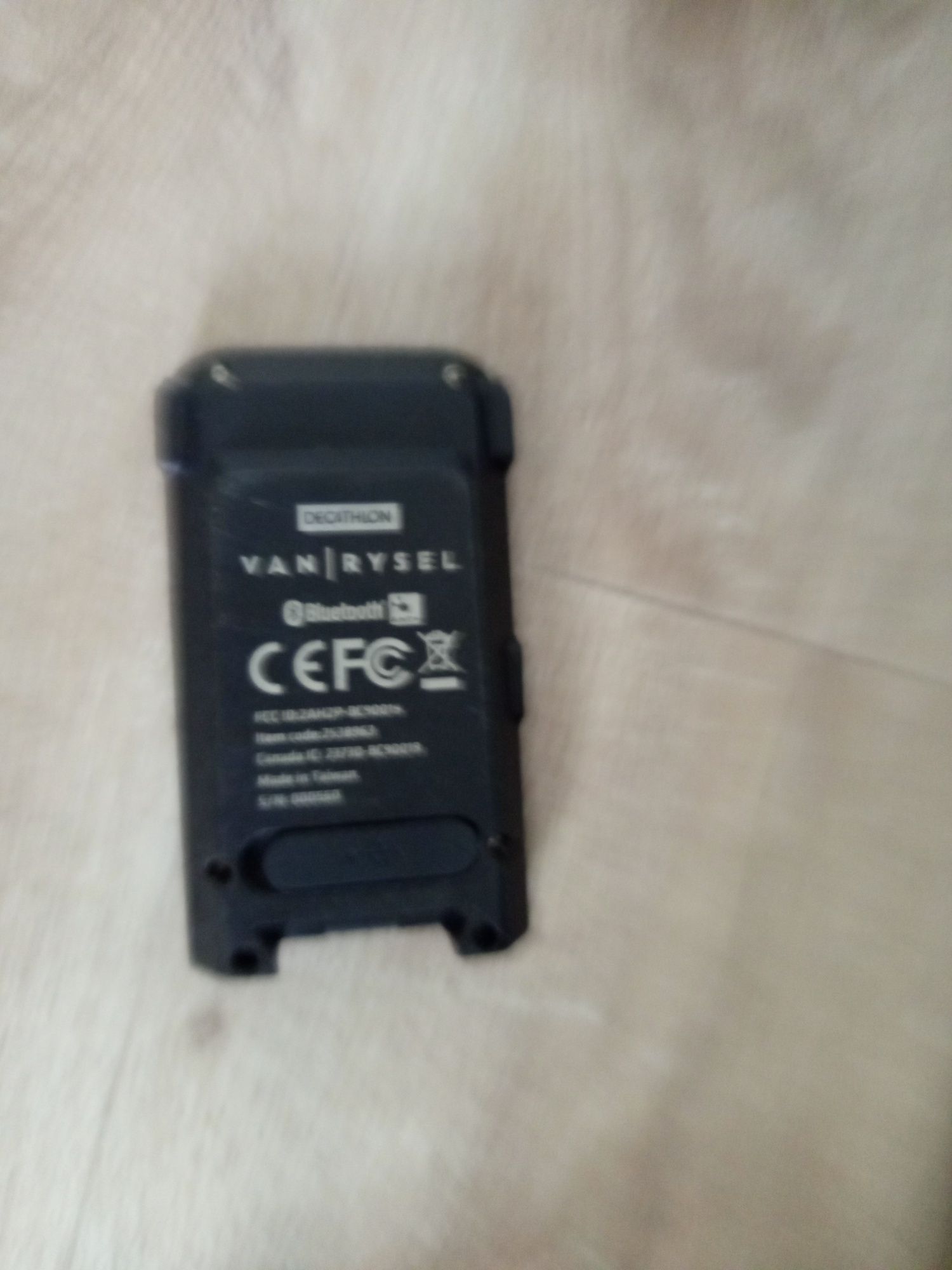 Ciclocomputador van rysel BC 900 com suporte
