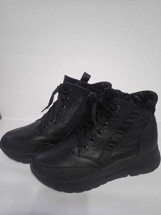 Жіночі ботильони зимові