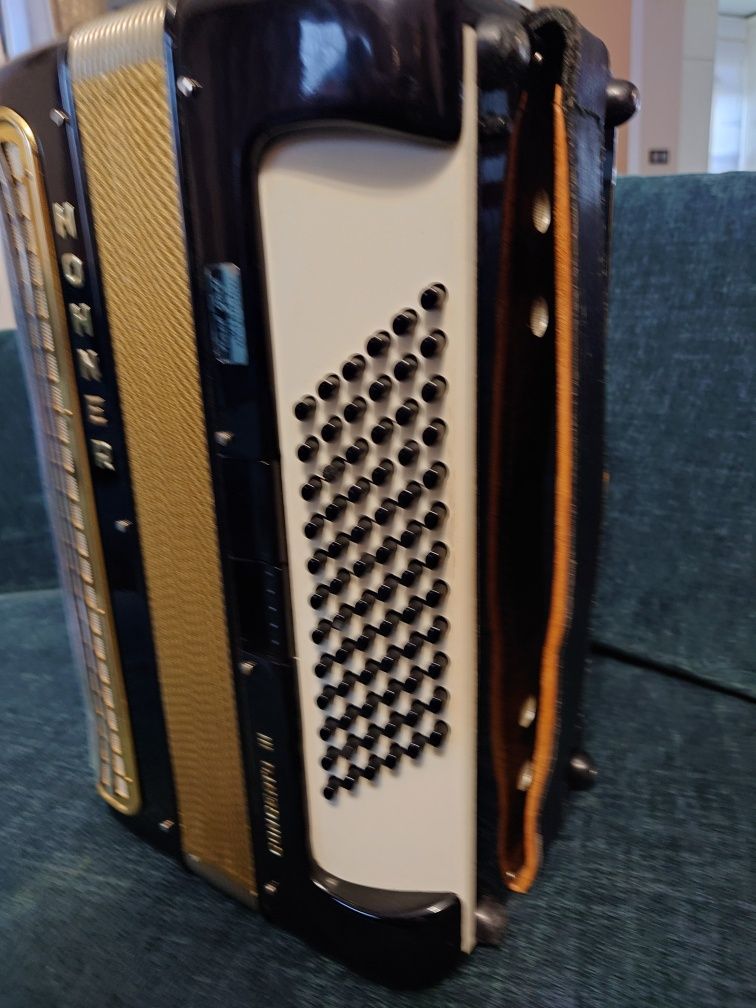 Akordeon 80 Hohner Koncerto III