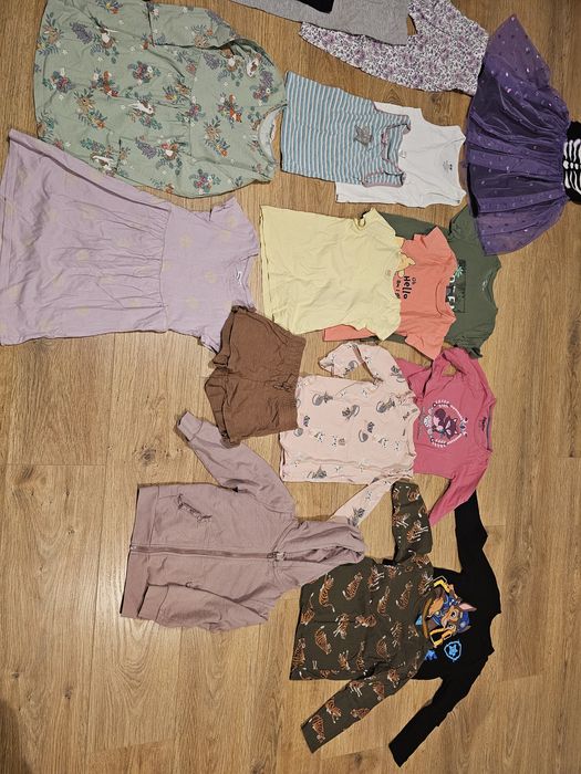 Paka ubrań 110/116 dziewczynka