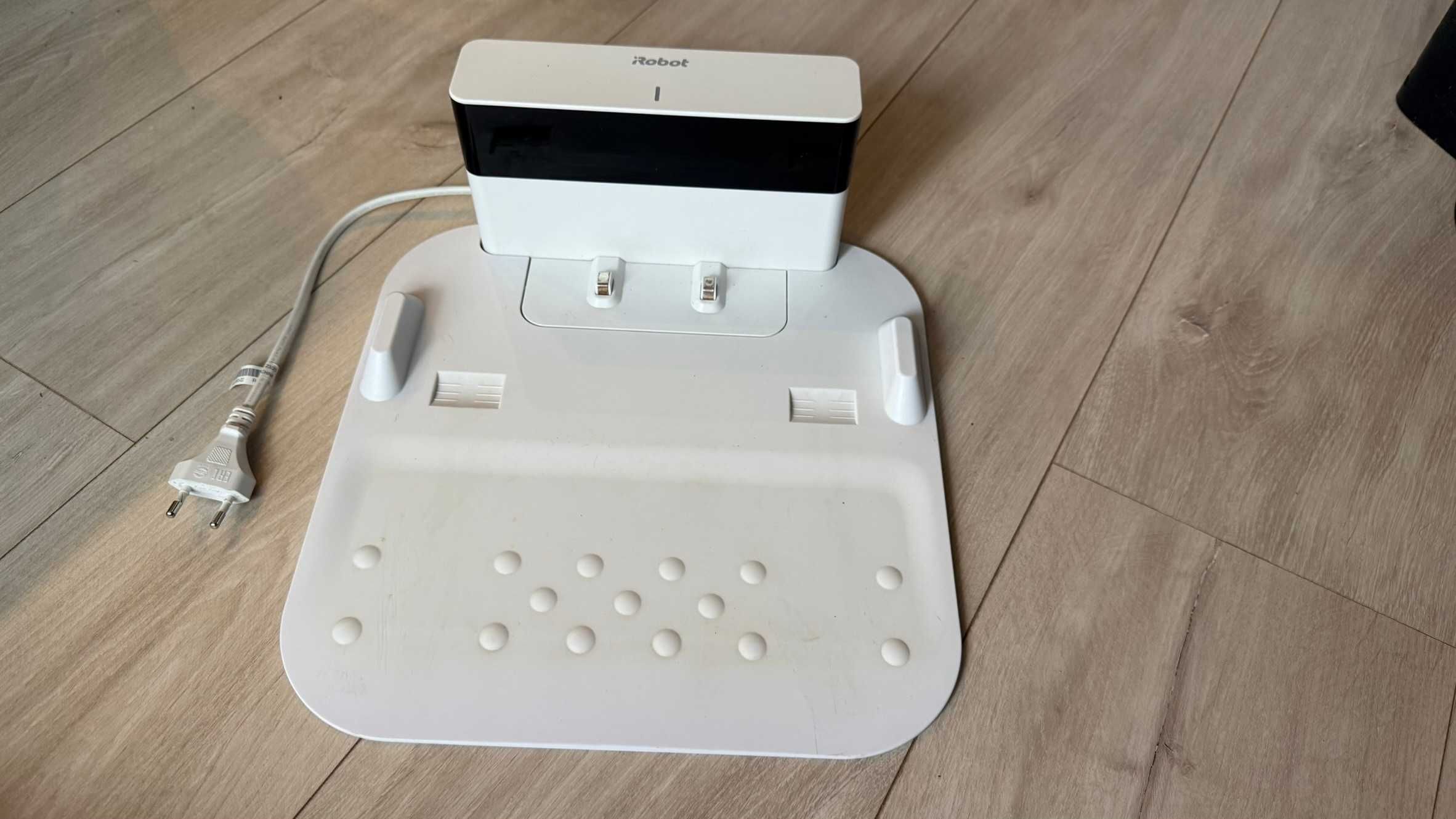 IROBOT Roomba i7+ z dodatkami plus Braava Jet M6 mopowanie, ZESTAW !!