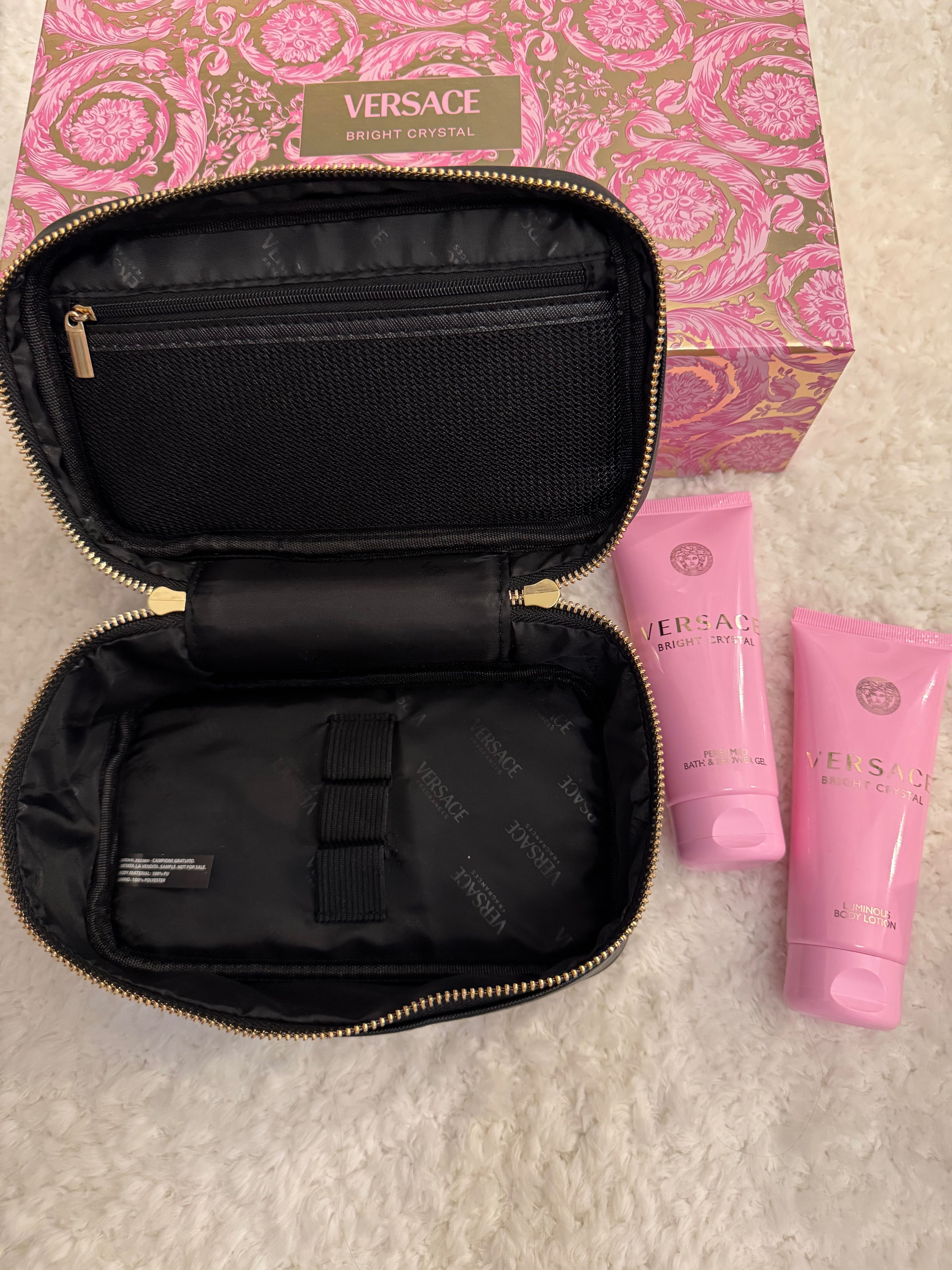 Парфумований набір Versace Bright Crystal Set, лосьйон, косметичка