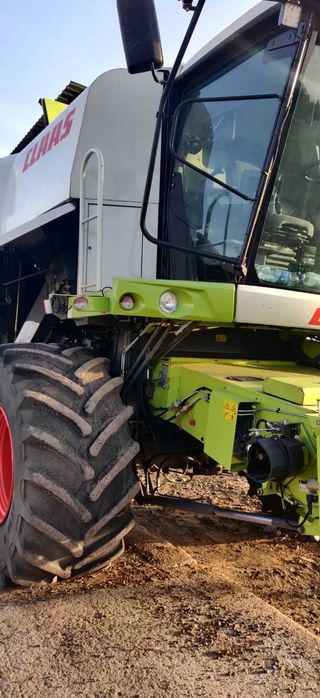 Claas Tucano 570