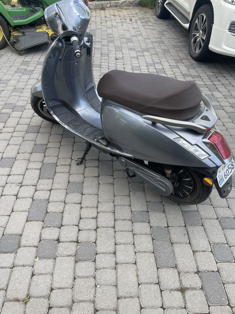 Електроскутер, электроскутер, електромопед CJR MOTORECO TRINITY 4000w