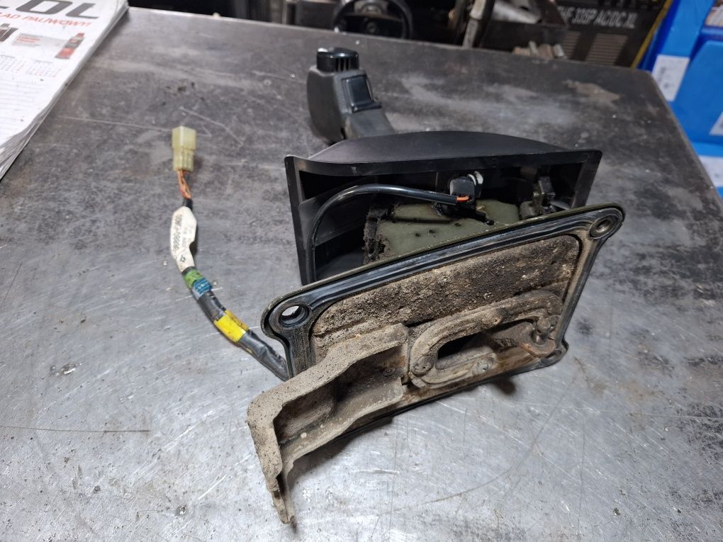 Wybierak zmiany biegów suzuki vitara automat