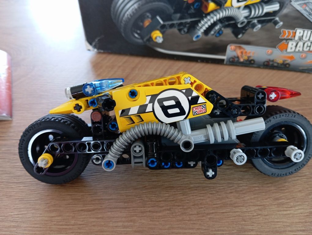 LEGO Technic 42058 Kaskaderski motocykl