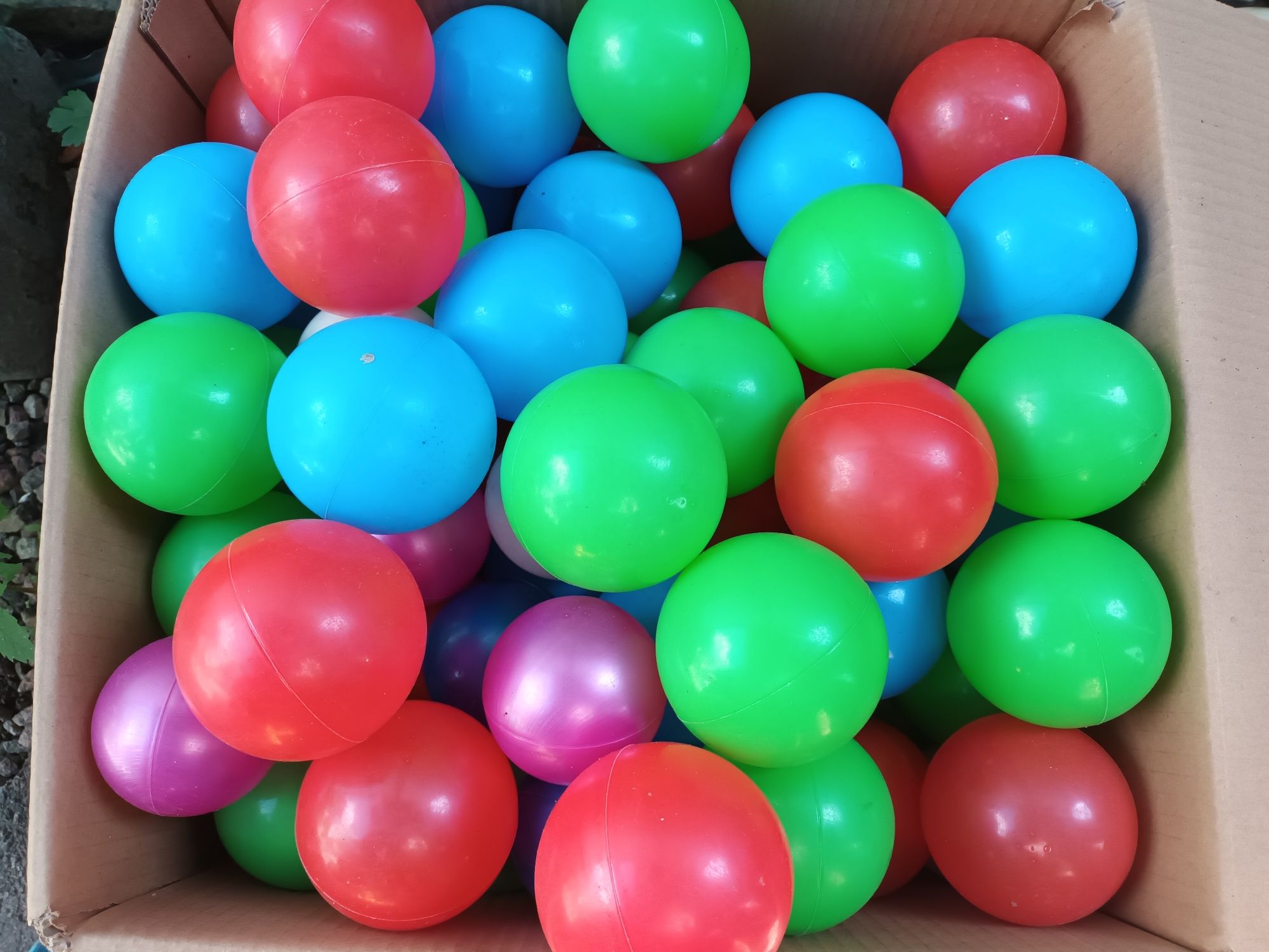 Кульки для сухого басейну.