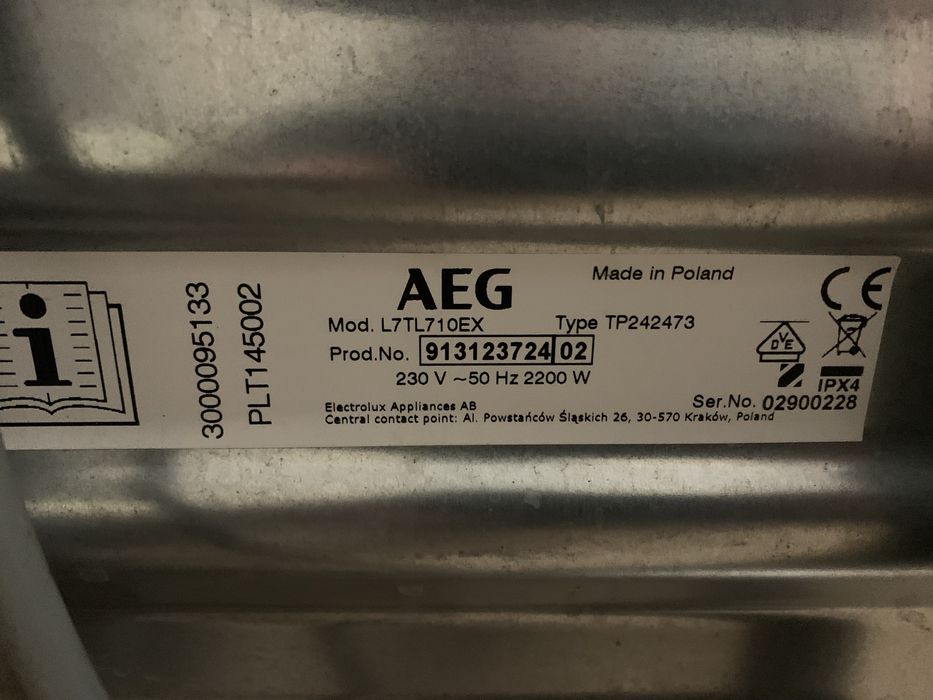 Продам пральну машину пратку  стіралкуAEG