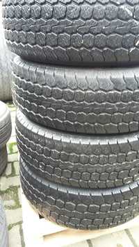 wielosezonowe opony Goodyear 235/65R16C dostawcze 2021r