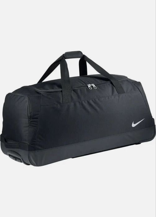 Сумка , чемодан nike на 120 литров сумка дорожная