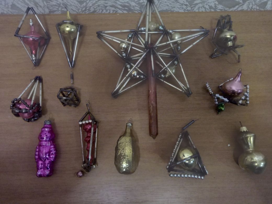 Ёлочные игрушки времён СССР