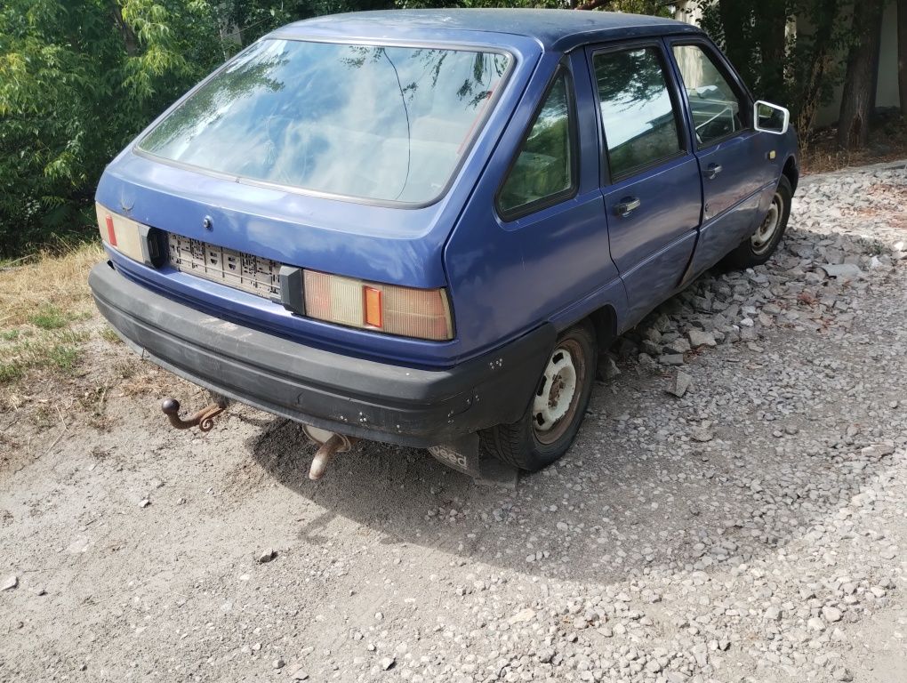 Автомобиль ИЖ 2126 ГБО