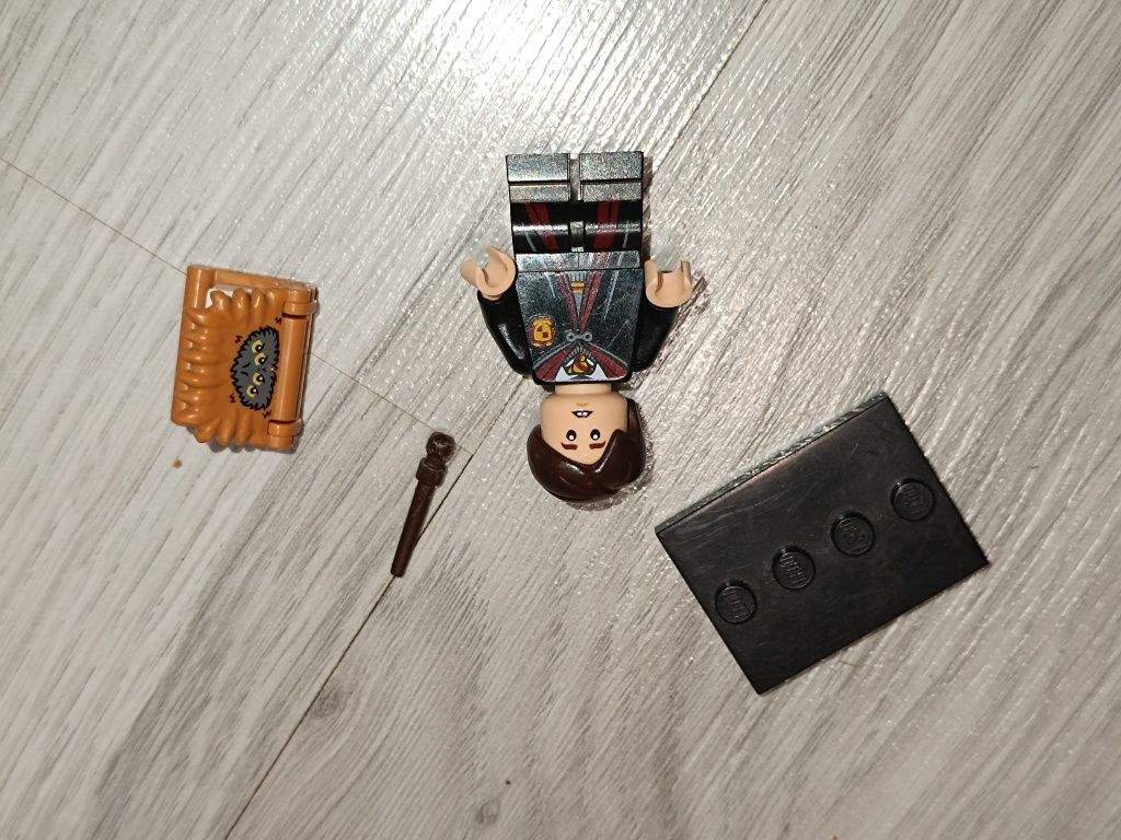 LEGO figurka Neville Longbottom 71028 Minifigures Harry Potter