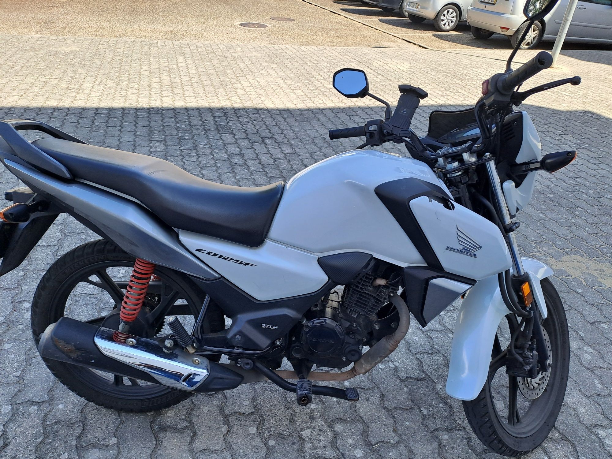 Honda cbf 1 2022 como nova