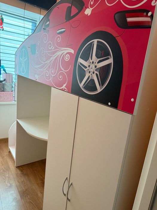 Дитяче 2-х поверхове ліжко