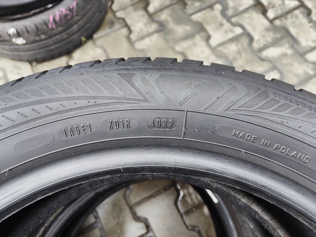 205/55/17 Goodyear Vector 4 Seasons gen 3