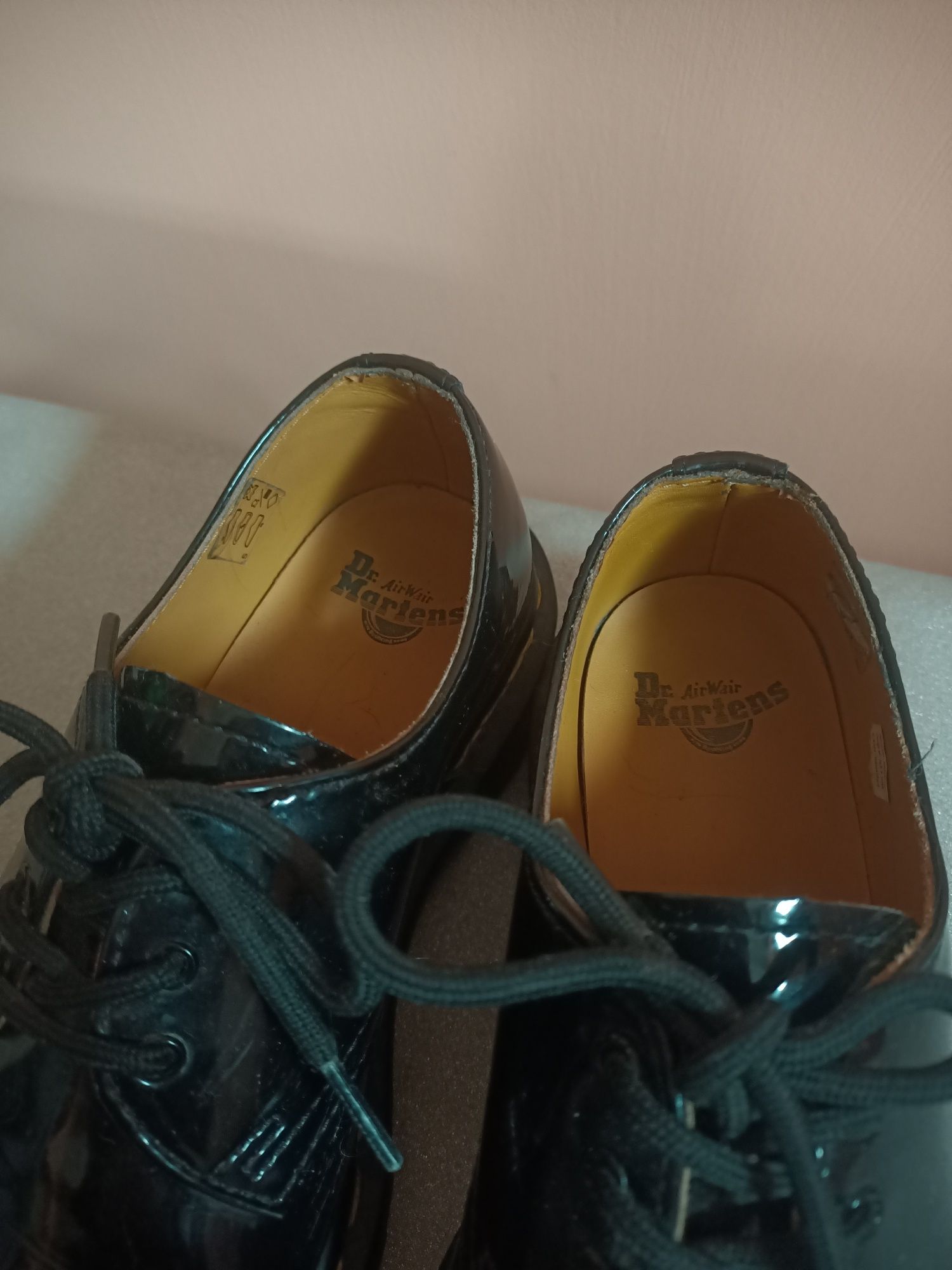 Martensy Dr Martens 37 lakierowane