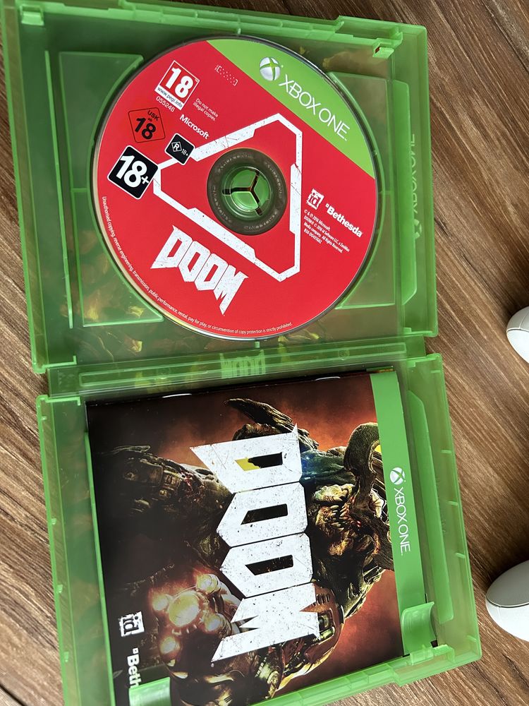 DOOM Xbox One, jak nowa