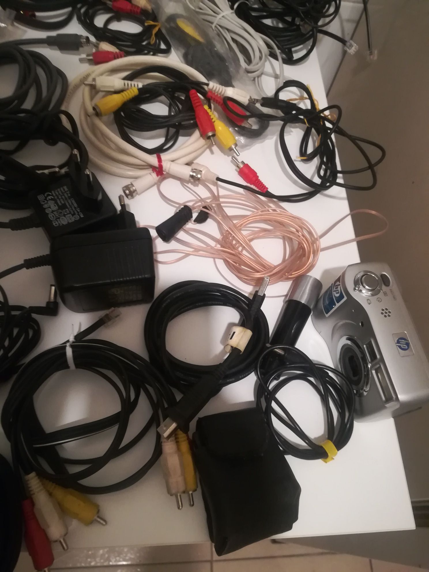 Vários cabos antena USB etc