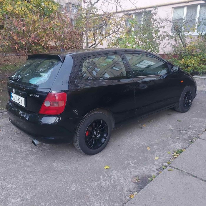 В продажі HONDA CIVIC 1.4