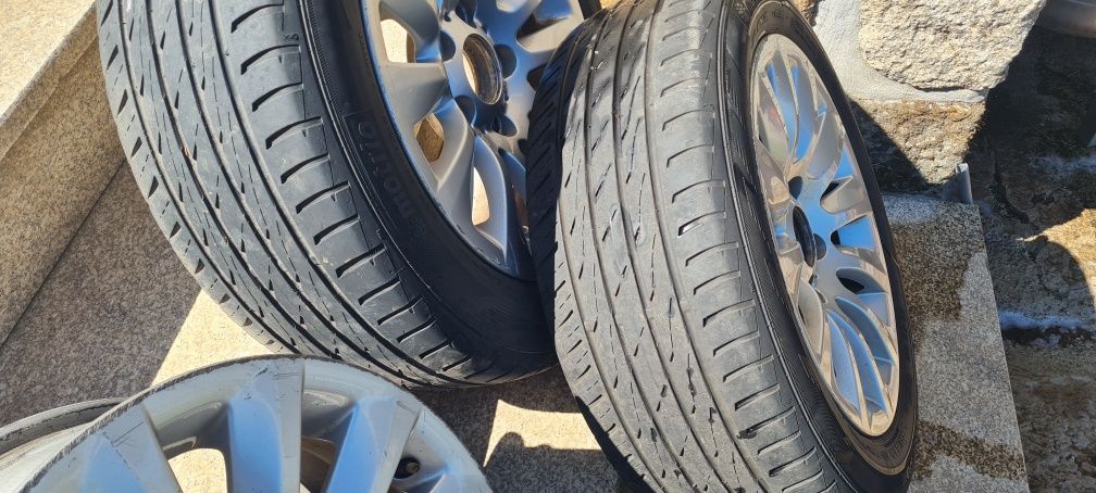 Vedo quatro jantes  Bmw r16