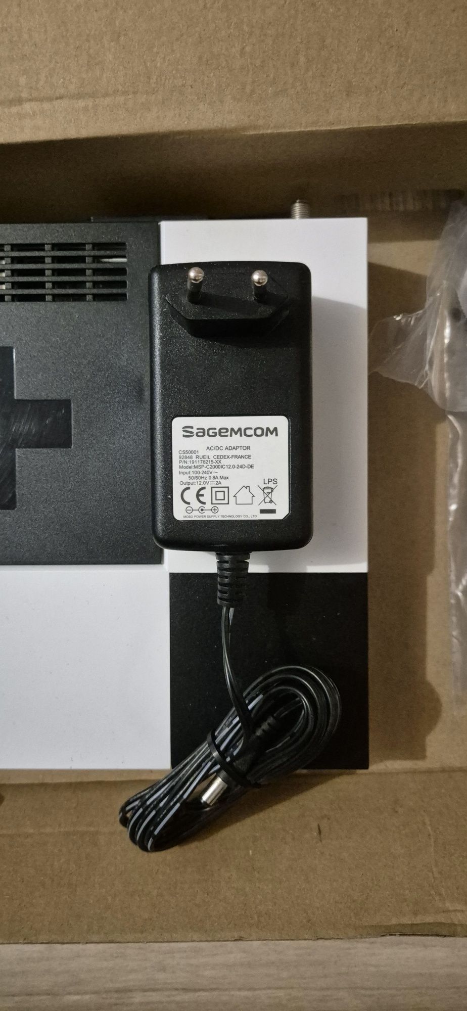 NOWY Dekoder NC+ SAGECOM DSIW74 wifibox +