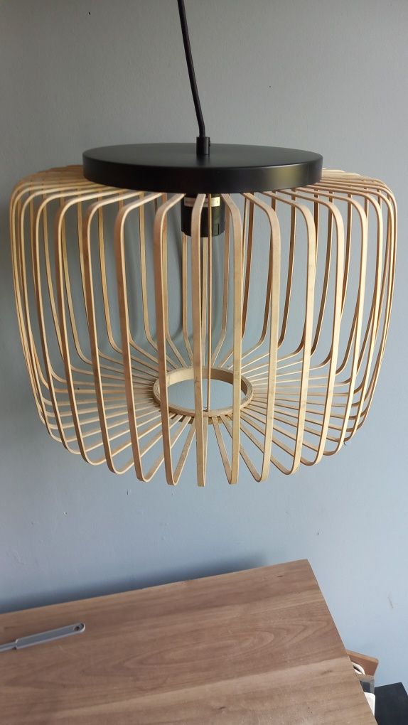 Lampa wisząca nowa