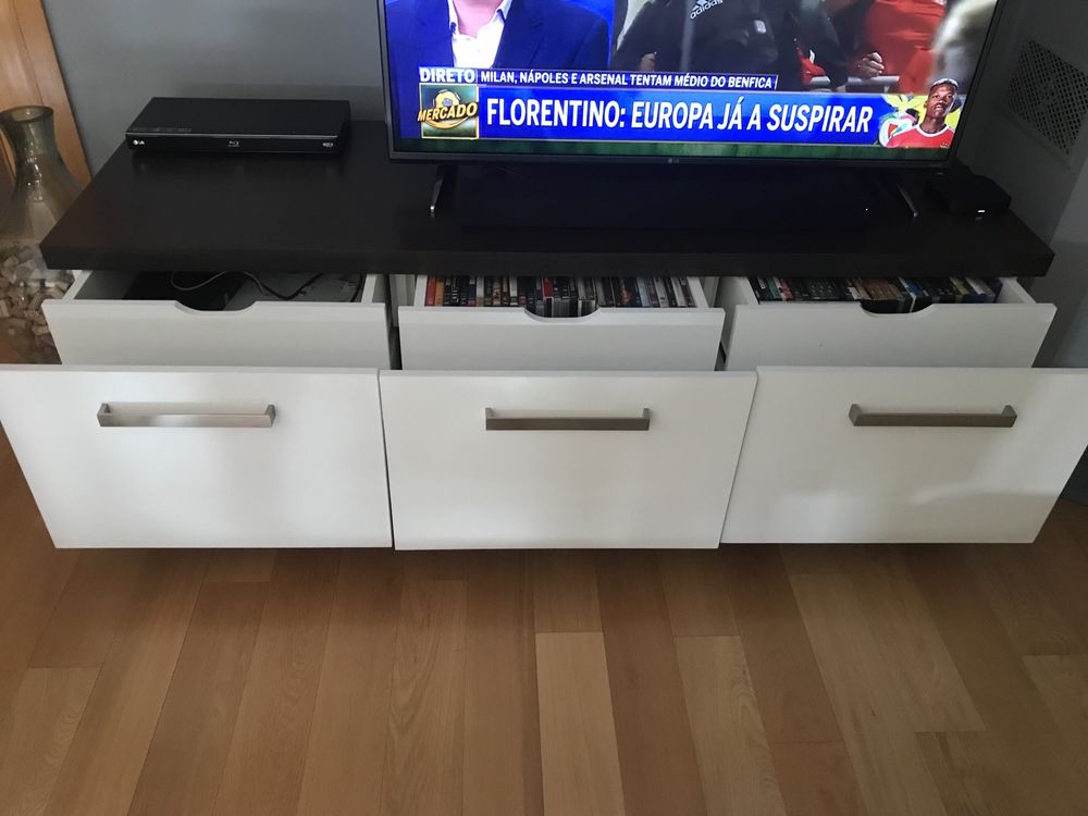 Balcão/Rack para TV com gavetões