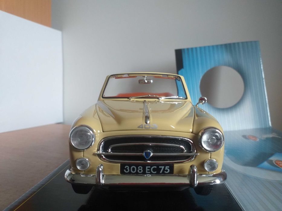 модели 1.18 Solido - Peugeot 403 1961