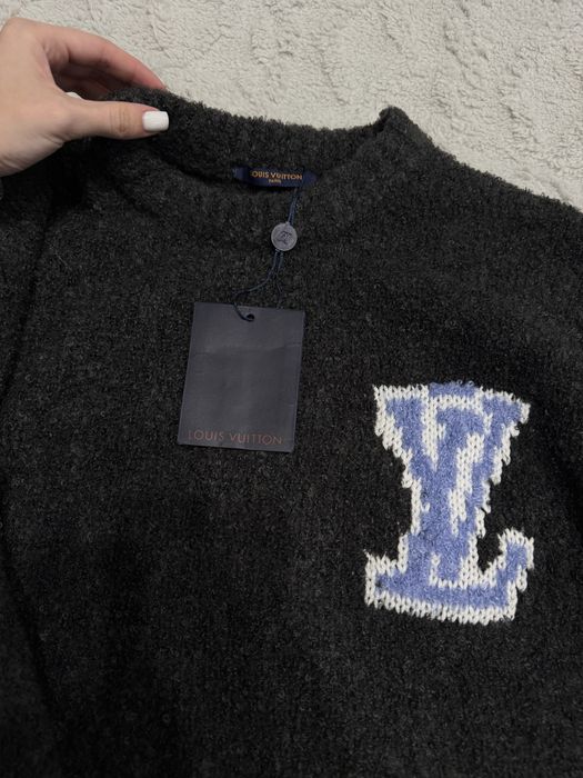 Louis Vuitton свитер, 100% шерсть, размір М , стан - новий