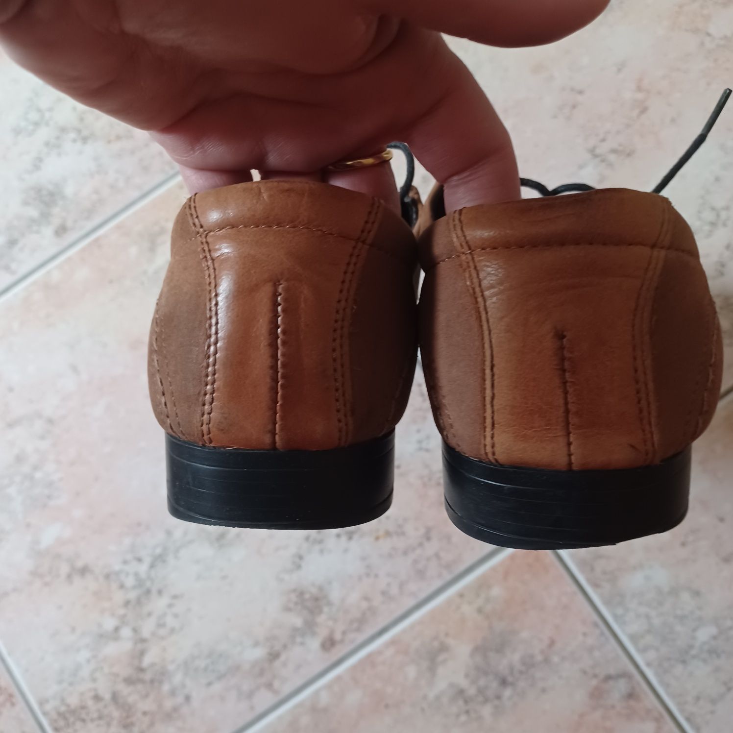 Buty włoskie skórzane 40