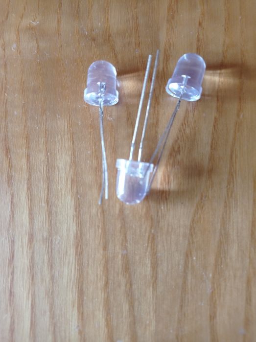 Dioda LED 8 niebieska 3 sztuki