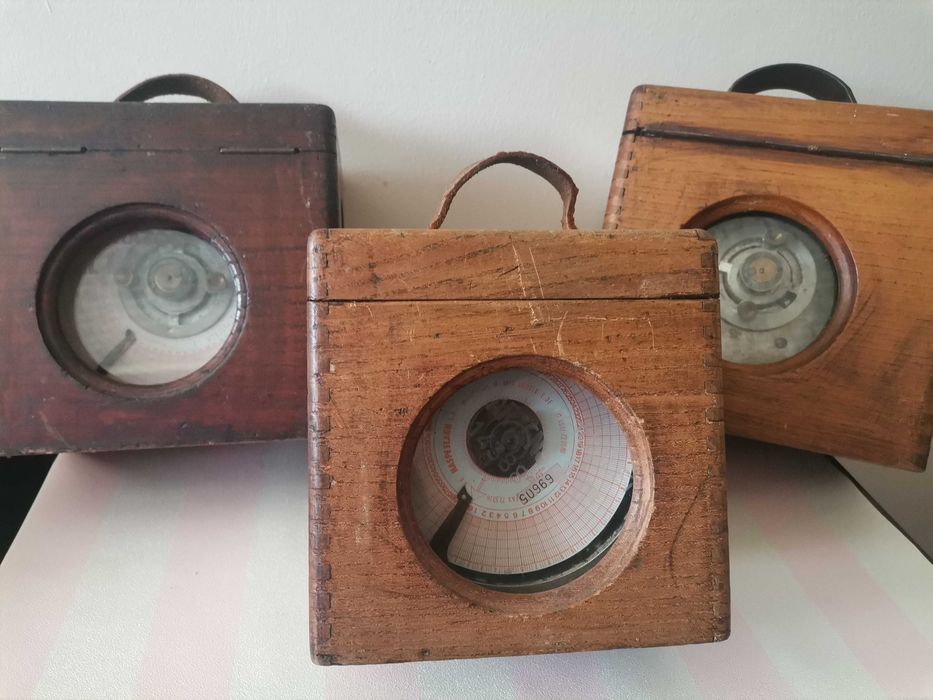 Zegary pomiarowe Toulet Excelsior - Henry Martens & Cie 2 szt.